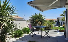 Logement neuf climatisé avec parking